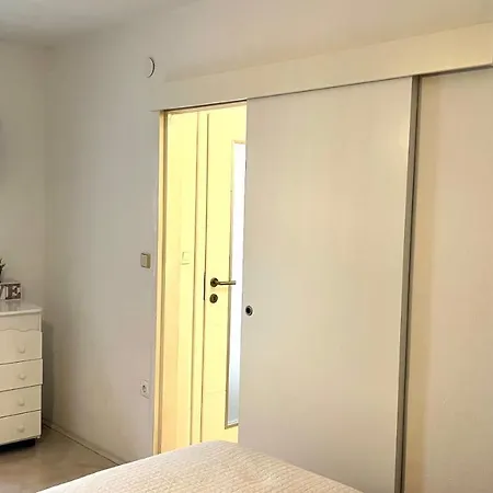 Nika One Minute From -beach منزل ريفي