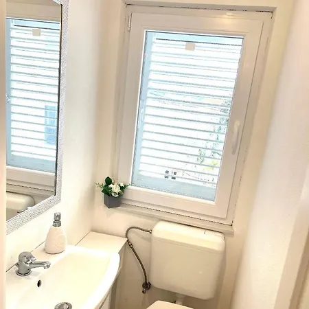 Nika One Minute From -beach * زادار