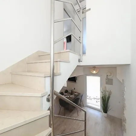 منزل ريفي Nika One Minute From -beach