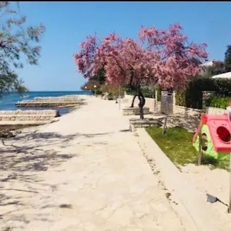 Nika One Minute From -beach