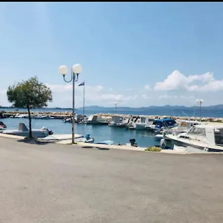 Nika One Minute From -beach زادار