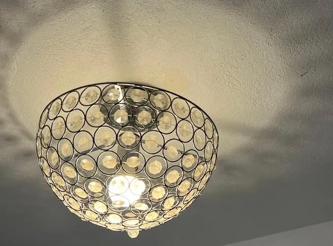 Nika One Minute From -beach Lantställe